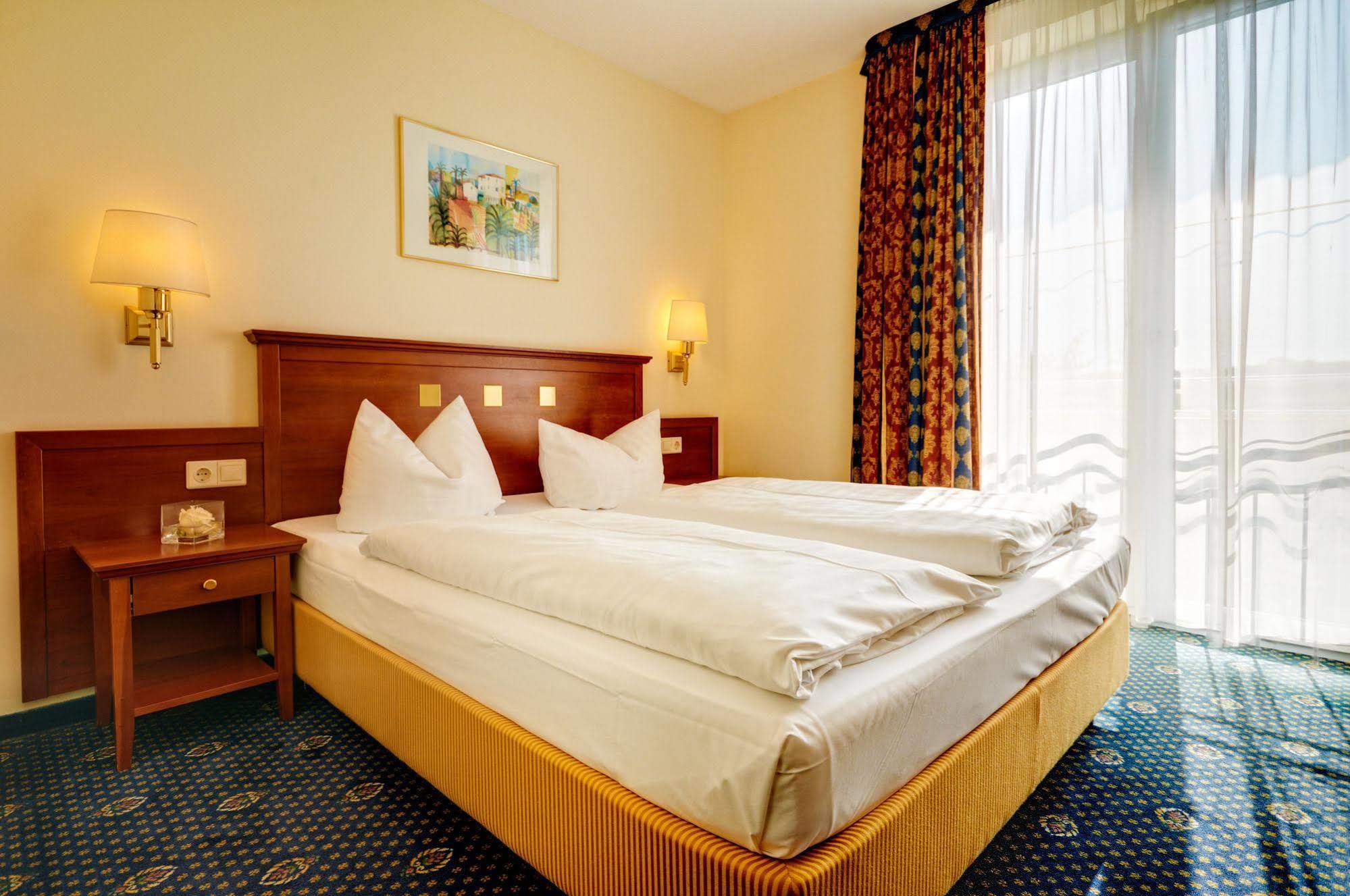 Landhotel Hallnberg Walpertskirchen Zewnętrze zdjęcie